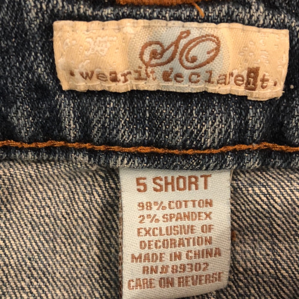 Euc flared leg jeans size 5 short - Picture 4 of 5